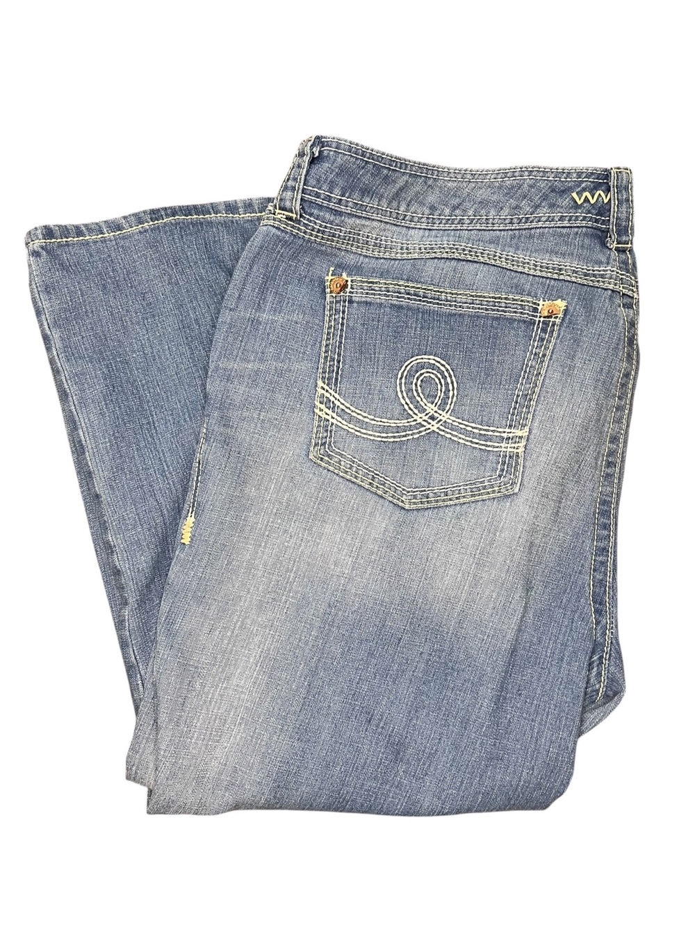 Y2K Seven7 Luxe Womens 24W Capri Jeans Blue Denim Medium Wash Crop Stretch